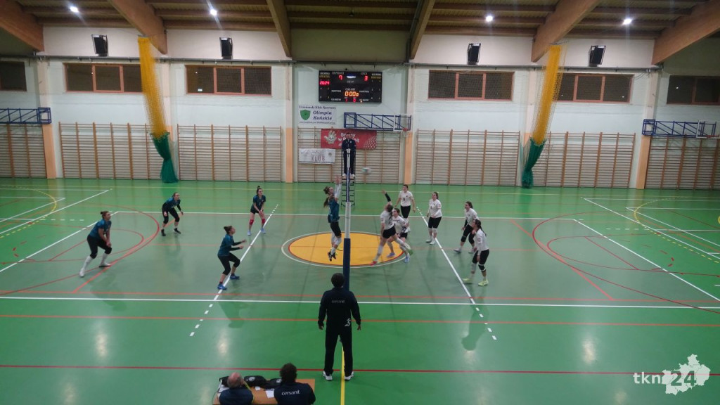 Koneckie siatkarki pokonują Sandomierz w ostatnim ligowym meczu [wideo, zdjęcia]