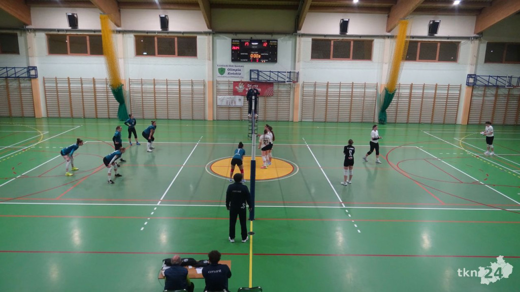 Koneckie siatkarki pokonują Sandomierz w ostatnim ligowym meczu [wideo, zdjęcia]