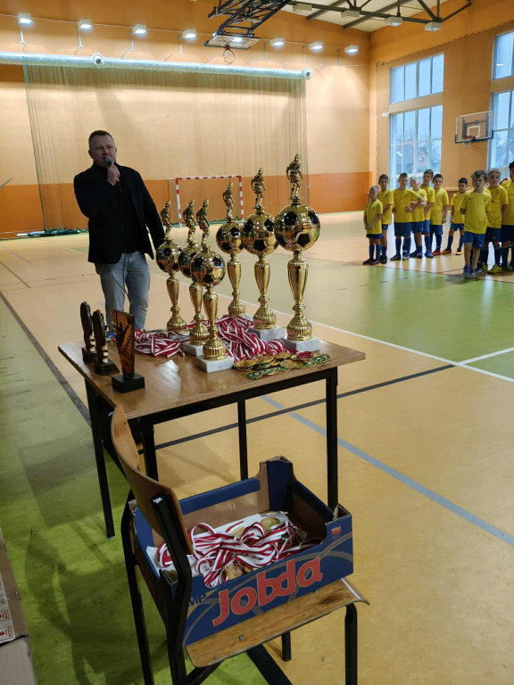 Mikołajkowe granie o Puchar Burmistrza Radoszyc [zdjęcia]