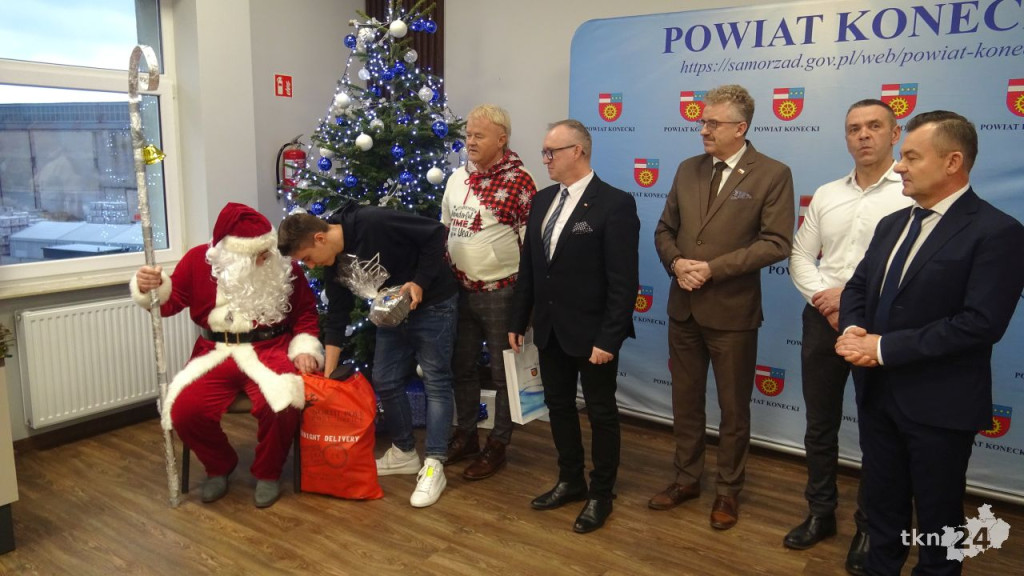 Powiatowy konkurs na Rodzinną Szopkę Bożonarodzeniową. Znamy zwycięzców! [wideo, zdjęcia]