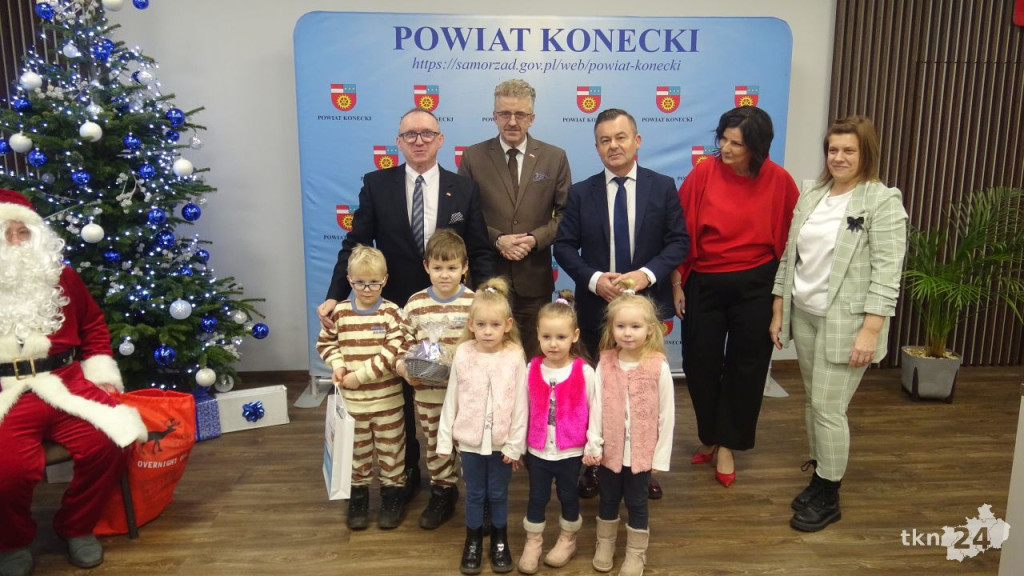Powiatowy konkurs na Rodzinną Szopkę Bożonarodzeniową. Znamy zwycięzców! [wideo, zdjęcia]