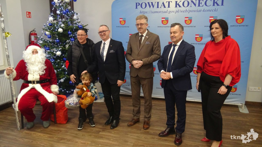 Powiatowy konkurs na Rodzinną Szopkę Bożonarodzeniową. Znamy zwycięzców! [wideo, zdjęcia]