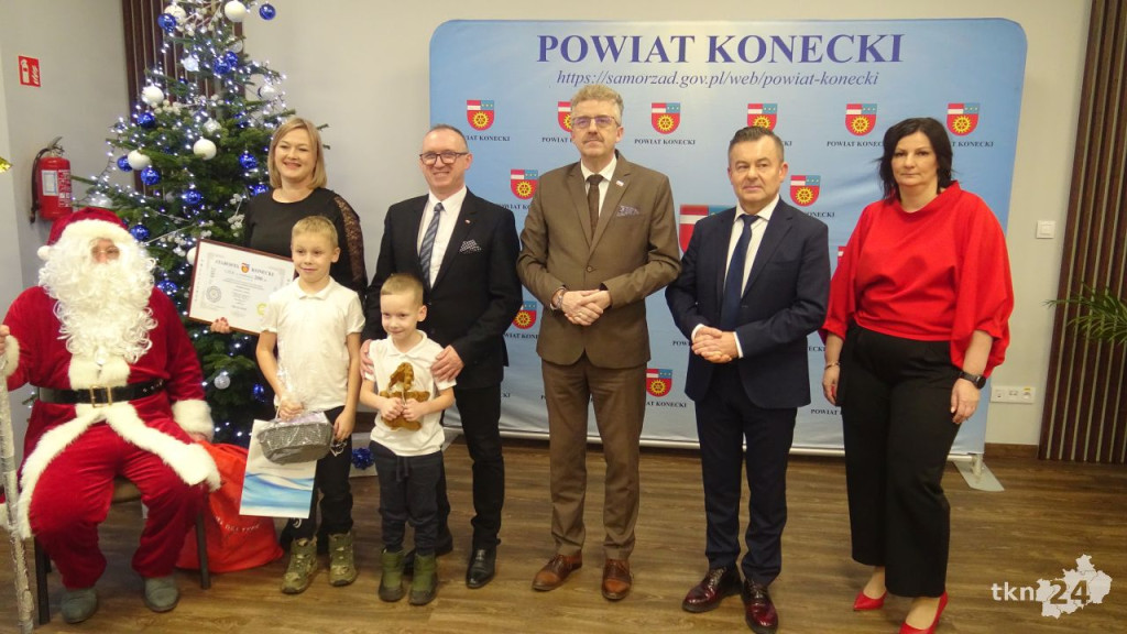Powiatowy konkurs na Rodzinną Szopkę Bożonarodzeniową. Znamy zwycięzców! [wideo, zdjęcia]