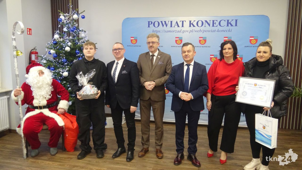 Powiatowy konkurs na Rodzinną Szopkę Bożonarodzeniową. Znamy zwycięzców! [wideo, zdjęcia]