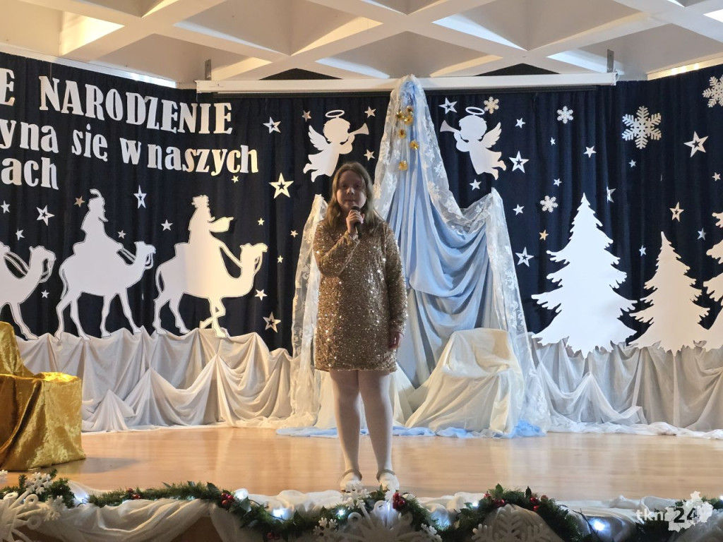 Uczniowie ZPO w Stadnickiej Woli wystawili jasełka [wideo, zdjęcia]