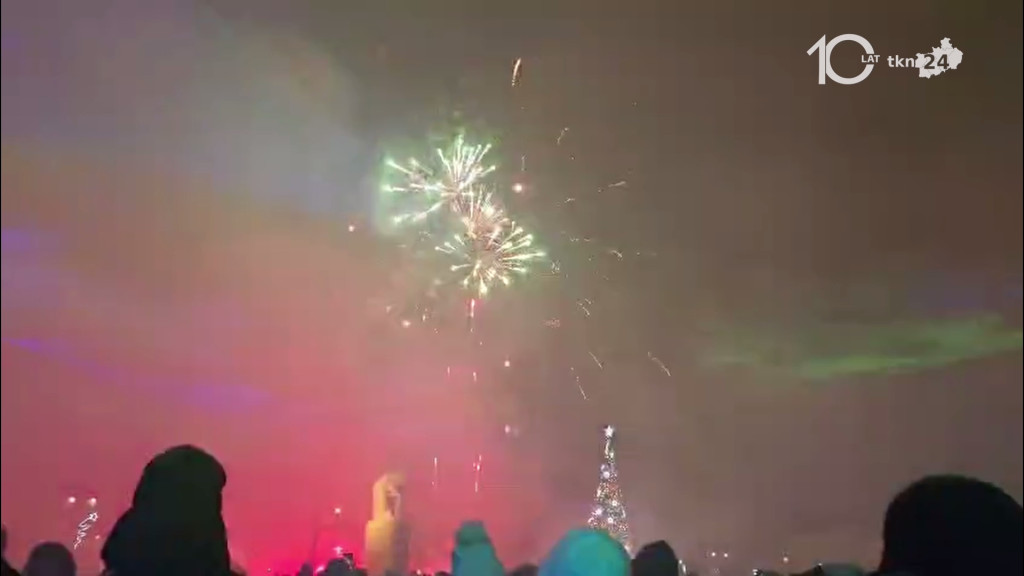 Powitaliśmy nowy rok. Zobaczcie jak bawiono się w Końskich [wideo]