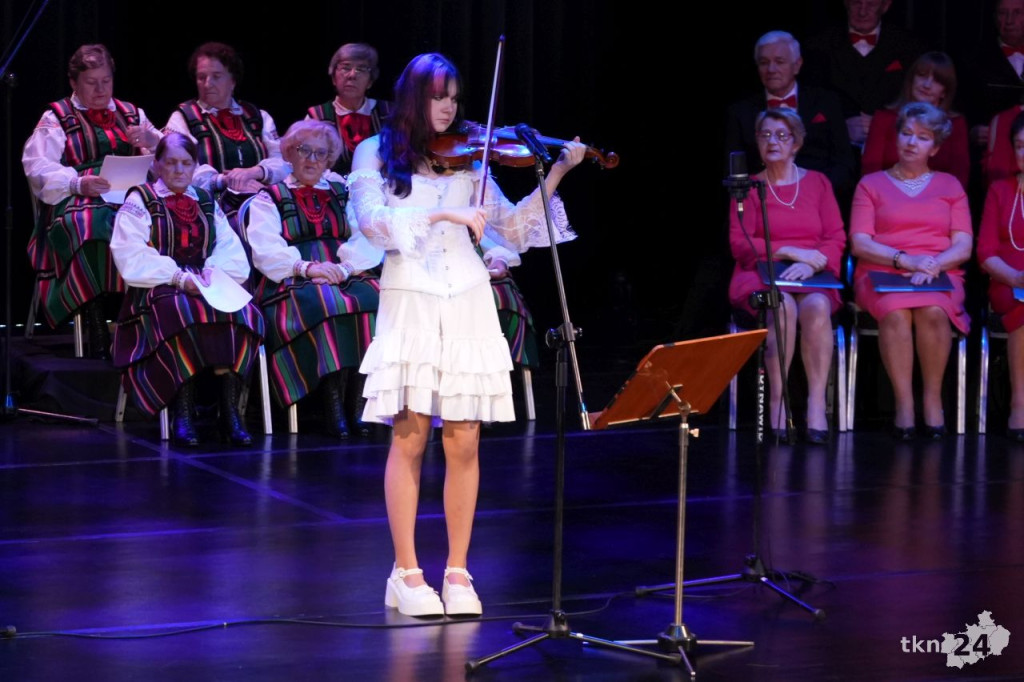 Noworoczny koncert kolęd i pastorałek w Koneckim Centrum Kultury [wideo, zdjęcia]
