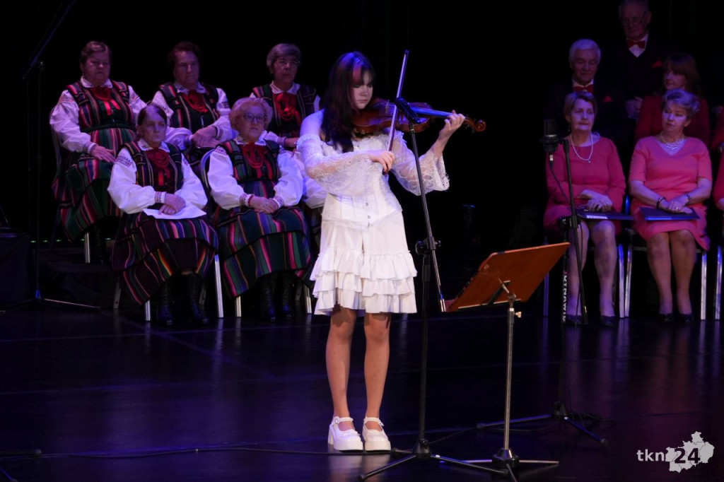 Noworoczny koncert kolęd i pastorałek w Koneckim Centrum Kultury [wideo, zdjęcia]