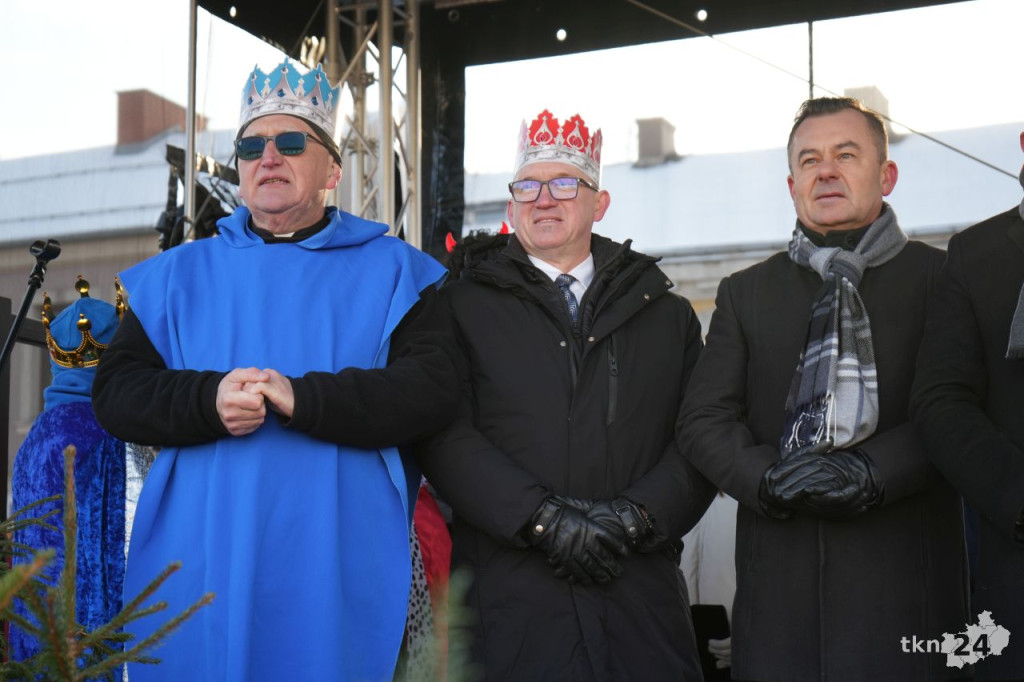 Królowie pokłonili się dzieciątku Jezus. X Orszak w Końskich [wideo, zdjęcia]