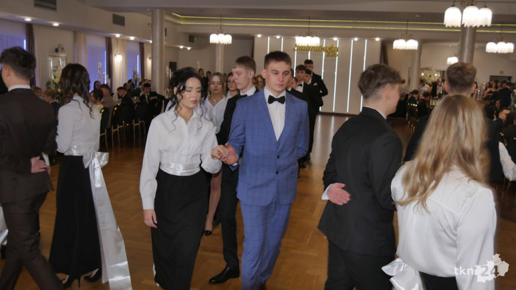 Tak się bawi Stary Ogólniak! Pełna relacja WIDEO ze Studniówki 2026 [wideo, zdjęcia]
