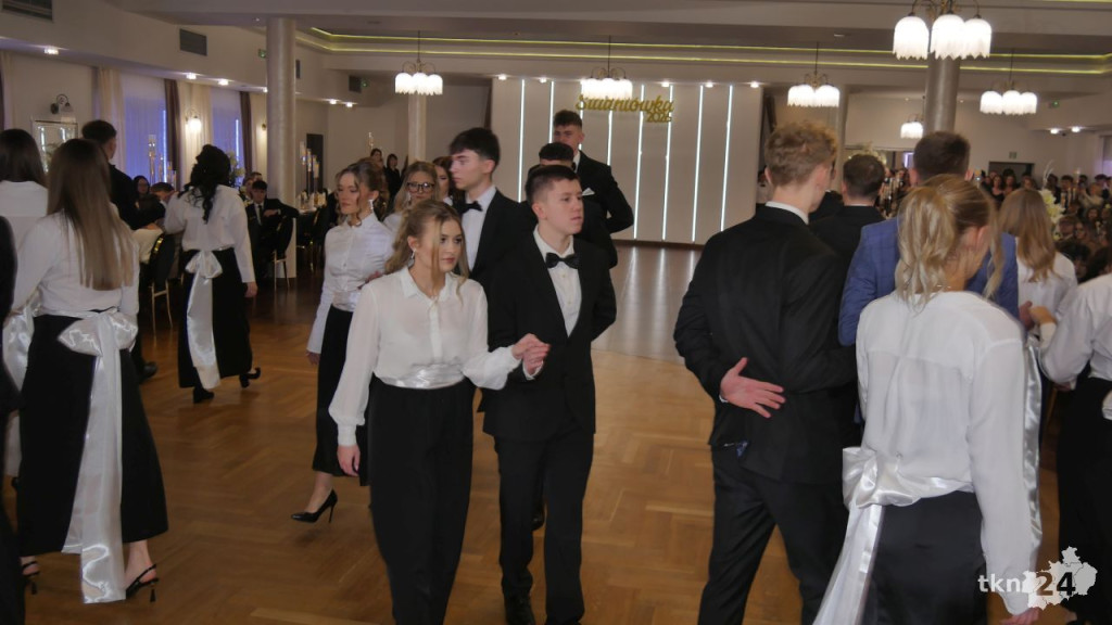 Tak się bawi Stary Ogólniak! Pełna relacja WIDEO ze Studniówki 2026 [wideo, zdjęcia]