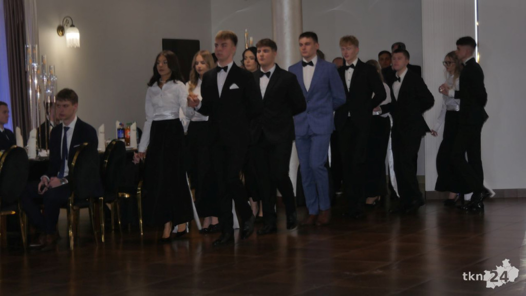 Tak się bawi Stary Ogólniak! Pełna relacja WIDEO ze Studniówki 2026 [wideo, zdjęcia]