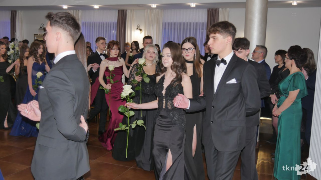 Tak się bawi Stary Ogólniak! Pełna relacja WIDEO ze Studniówki 2026 [wideo, zdjęcia]