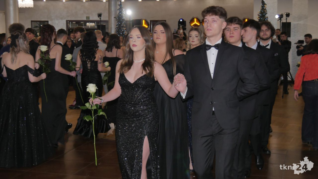 Tak się bawi Stary Ogólniak! Pełna relacja WIDEO ze Studniówki 2026 [wideo, zdjęcia]