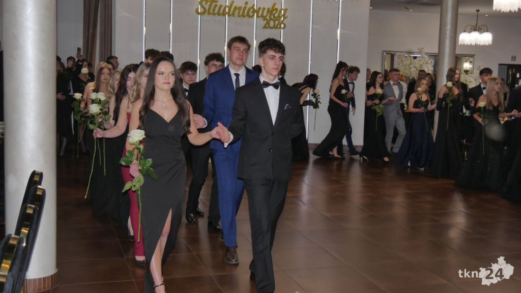 Tak się bawi Stary Ogólniak! Pełna relacja WIDEO ze Studniówki 2026 [wideo, zdjęcia]
