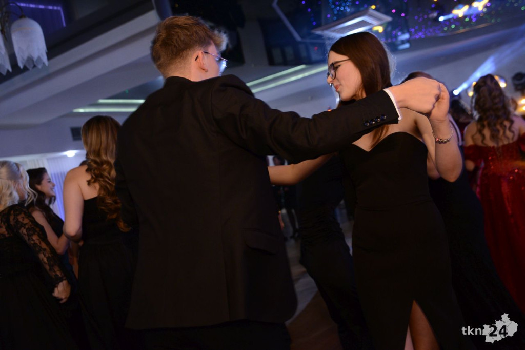 Tak się bawi Stary Ogólniak! Pełna relacja WIDEO ze Studniówki 2026 [wideo, zdjęcia]