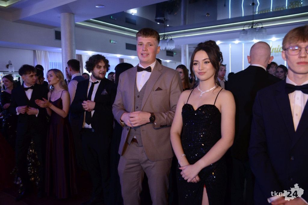 Tak się bawi Stary Ogólniak! Pełna relacja WIDEO ze Studniówki 2026 [wideo, zdjęcia]