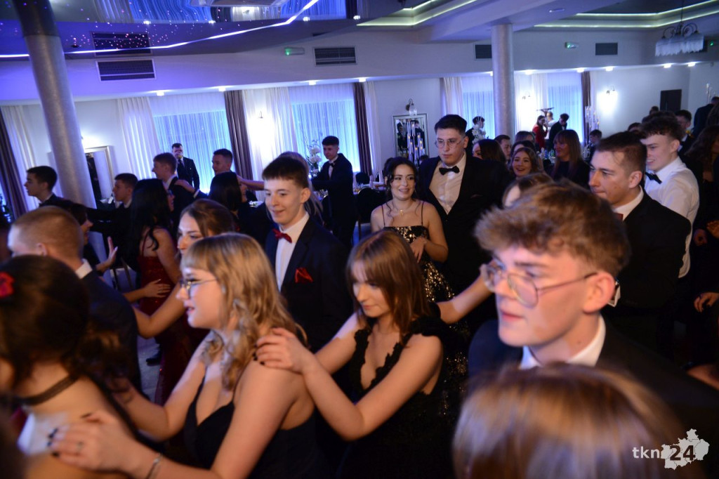Tak się bawi Stary Ogólniak! Pełna relacja WIDEO ze Studniówki 2026 [wideo, zdjęcia]