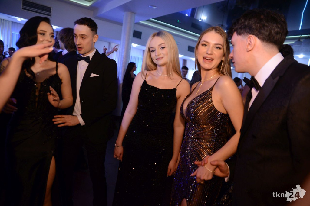 Tak się bawi Stary Ogólniak! Pełna relacja WIDEO ze Studniówki 2026 [wideo, zdjęcia]