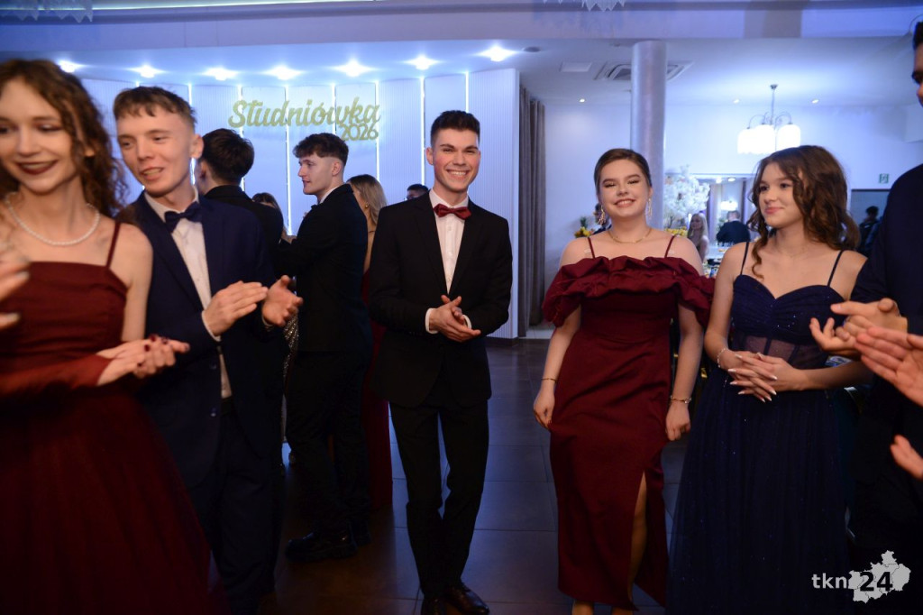 Tak się bawi Stary Ogólniak! Pełna relacja WIDEO ze Studniówki 2026 [wideo, zdjęcia]