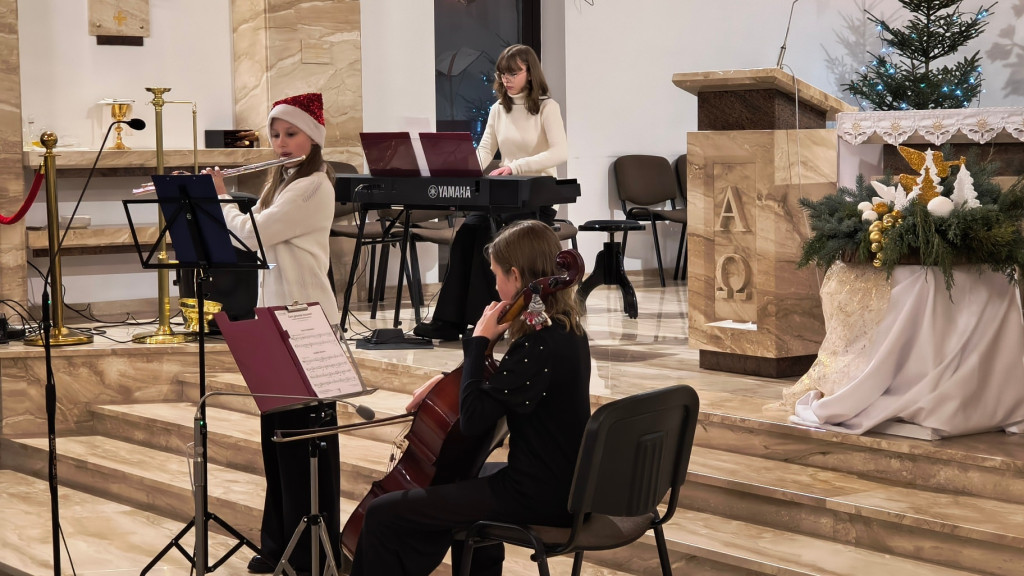 Piękne kolędowanie ze Szkołą Muzyczną. Zobaczcie ten koncert! [wideo, zdjęcia]