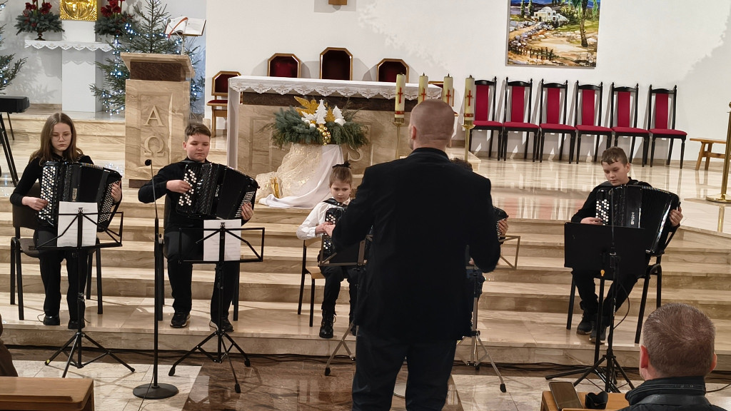 Piękne kolędowanie ze Szkołą Muzyczną. Zobaczcie ten koncert! [wideo, zdjęcia]