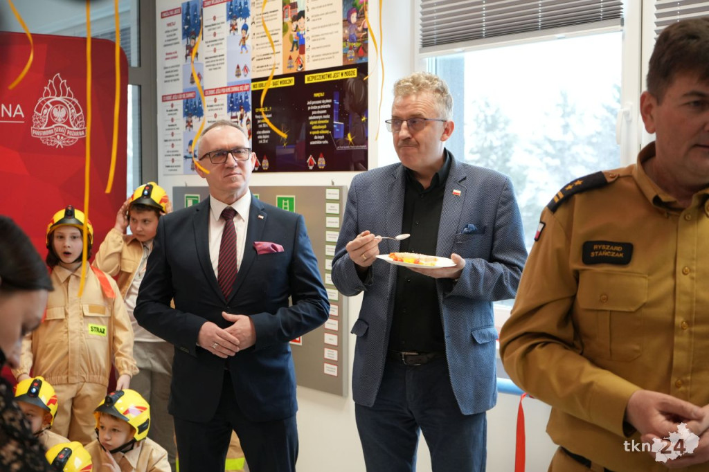 Edukacyjna sala Ognik w nowej komendzie straży w Końskich już otwarta! [wideo, zdjęcia]
