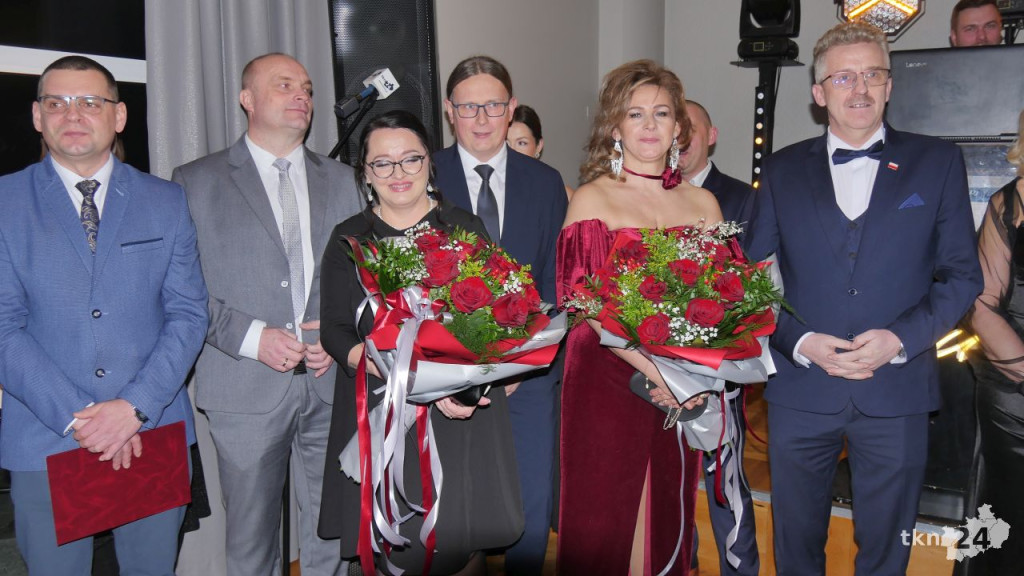 Piękny bal na ponad sto osób! Zobaczcie relację ze studniówki Górki ze Stąporkowa [wideo, zdjęcia]