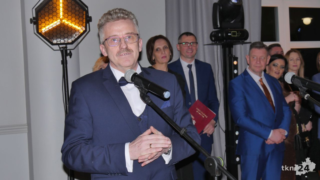 Piękny bal na ponad sto osób! Zobaczcie relację ze studniówki Górki ze Stąporkowa [wideo, zdjęcia]