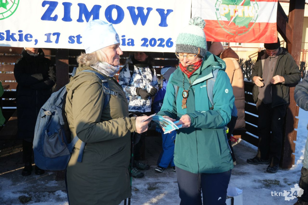 Około 100 piechurów wyruszyło na 39. Rajd Zimowy PTTK Końskie [wideo, zdjęcia]