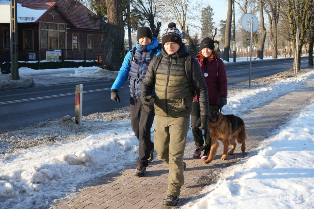 Około 100 piechurów wyruszyło na 39. Rajd Zimowy PTTK Końskie [wideo, zdjęcia]