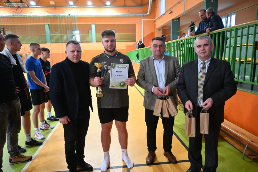 Radoszyce: Turniej w futsal z myślą o WOŚP [zdjęcia]