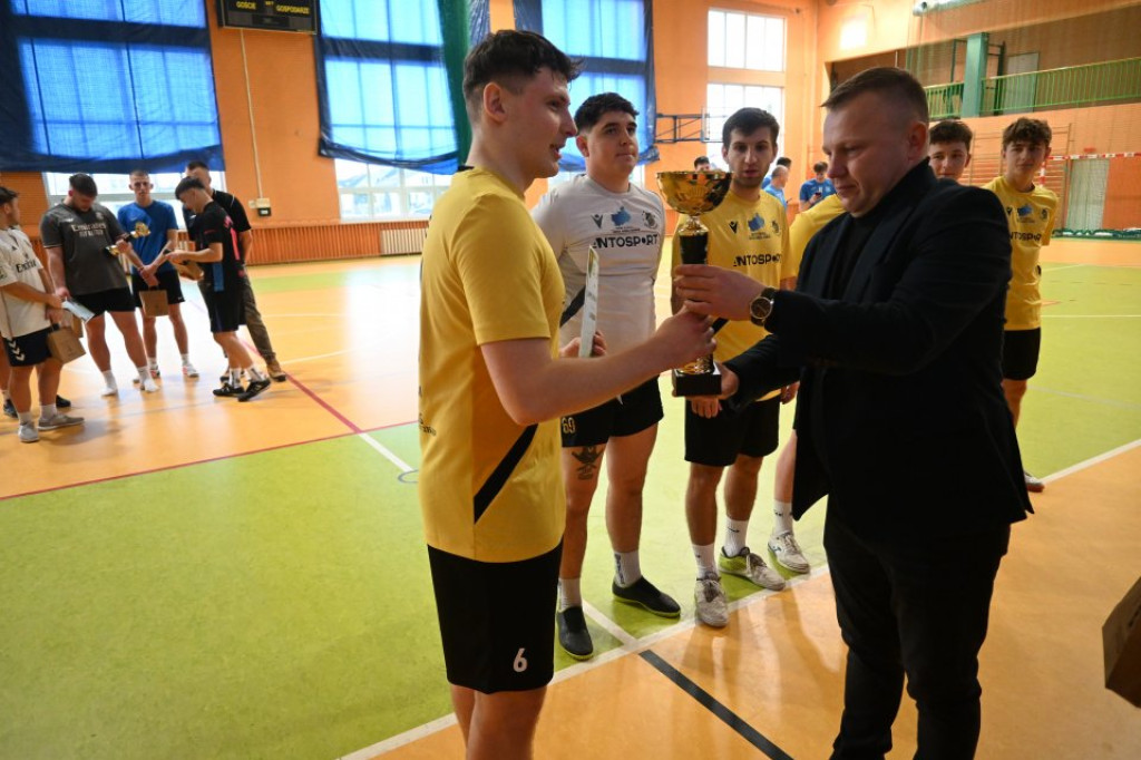 Radoszyce: Turniej w futsal z myślą o WOŚP [zdjęcia]