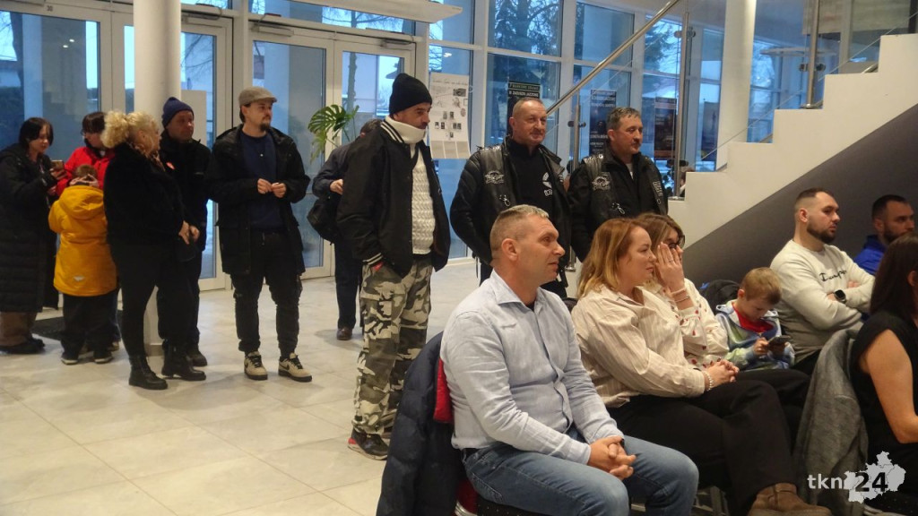 Tort za pięć tysięcy złotych! Licytacje na WOŚP w Końskich z dużymi kwotami [zdjęcia, wideo]