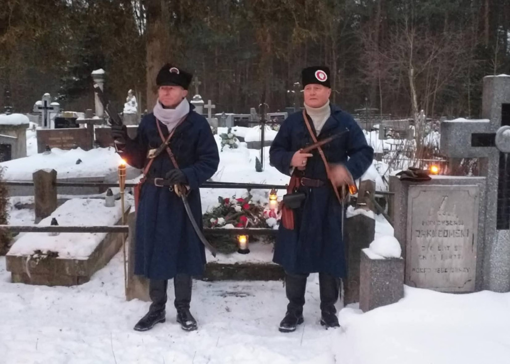 Hołd powstańcom styczniowym. Rocznicowe uroczystości w Czarnej [zdjęcia]