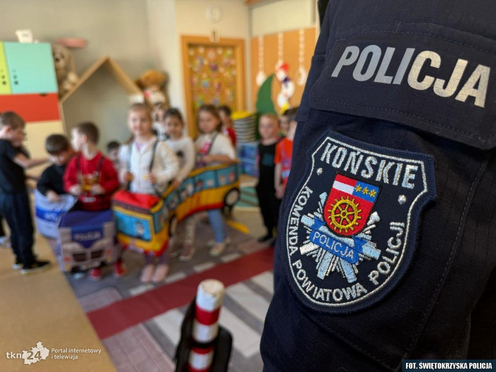 Koneccy policjanci edukowali w przedszkolu