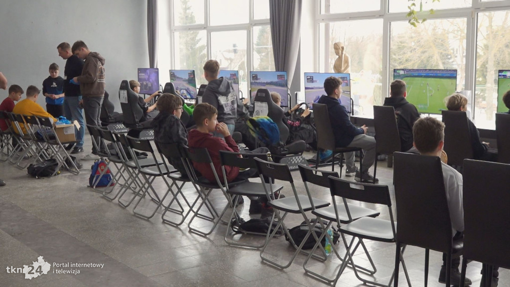 E-sportowe ferie w Stąporkowie
