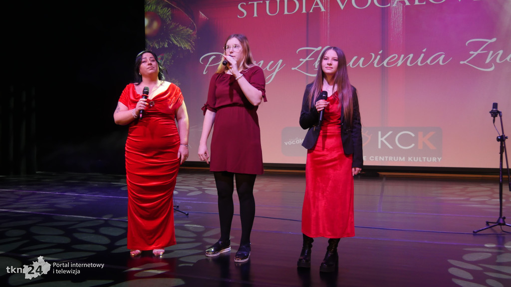 Świąteczny koncert Studia Piosenki Vovalove w KCK