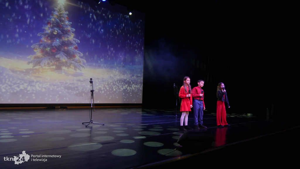 Świąteczny koncert Studia Piosenki Vovalove w KCK