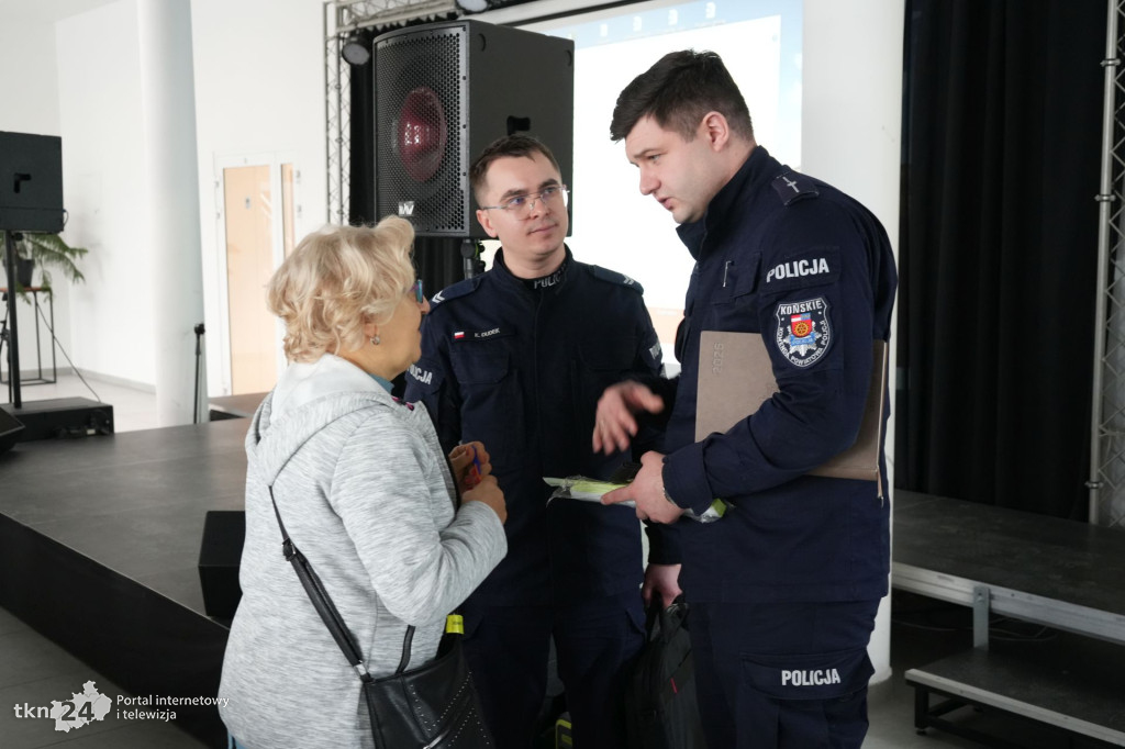 Policja i Straż Pożarna o bezpieczeństwie w praktyce w Koneckim Centrum Kultury