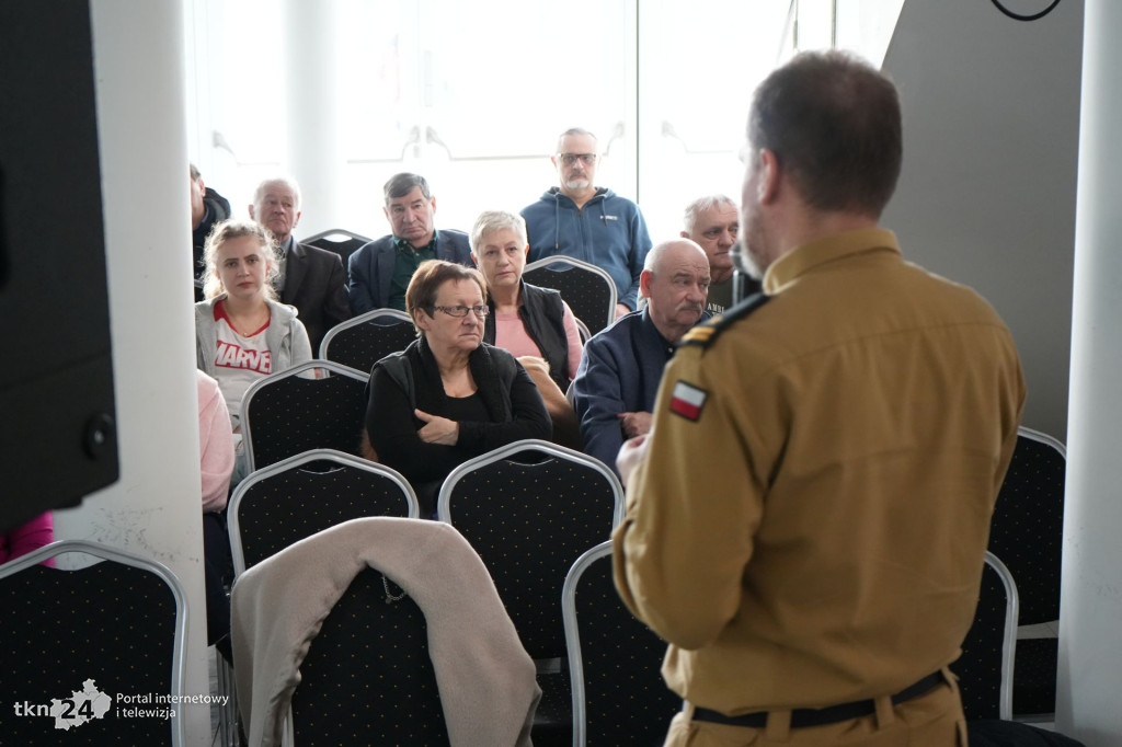 Policja i Straż Pożarna o bezpieczeństwie w praktyce w Koneckim Centrum Kultury
