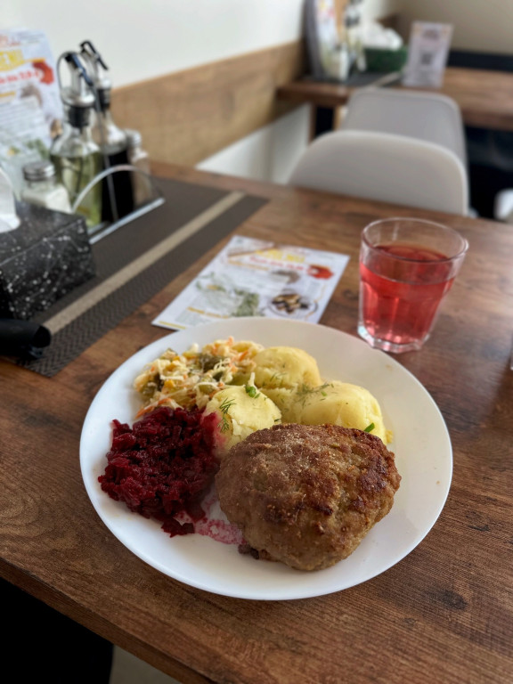 Słynny vloger kulinarny  