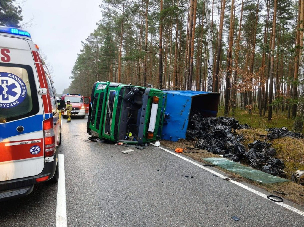 Wypadek ciężarówki na DK42 w gminie Końskie