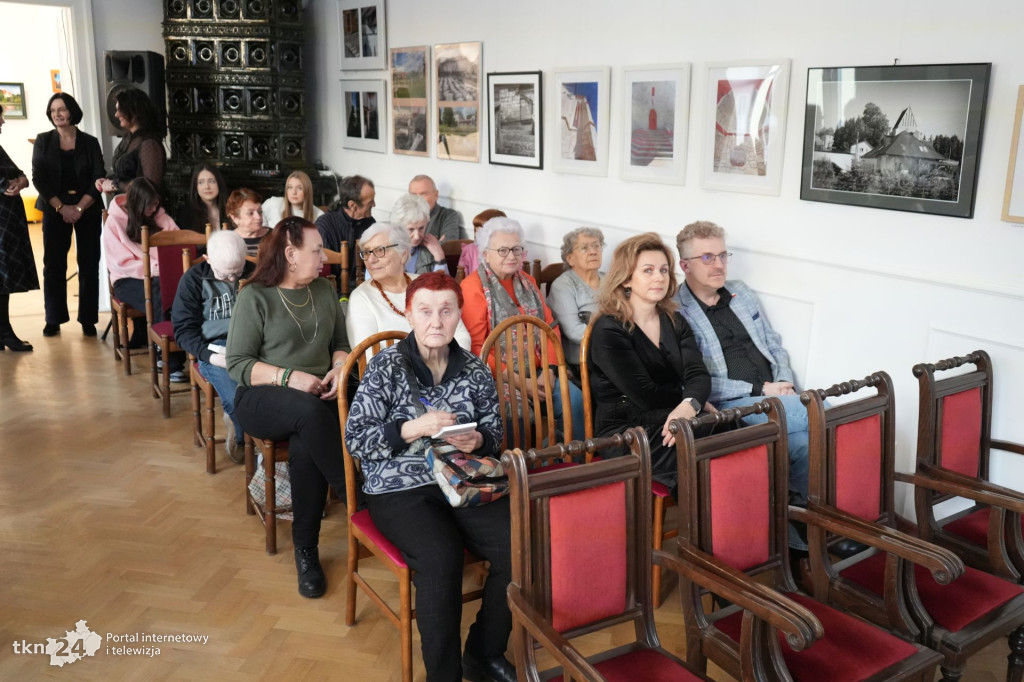 PTTK Końskie zaprezentowało książkę Dwaj Juliusze