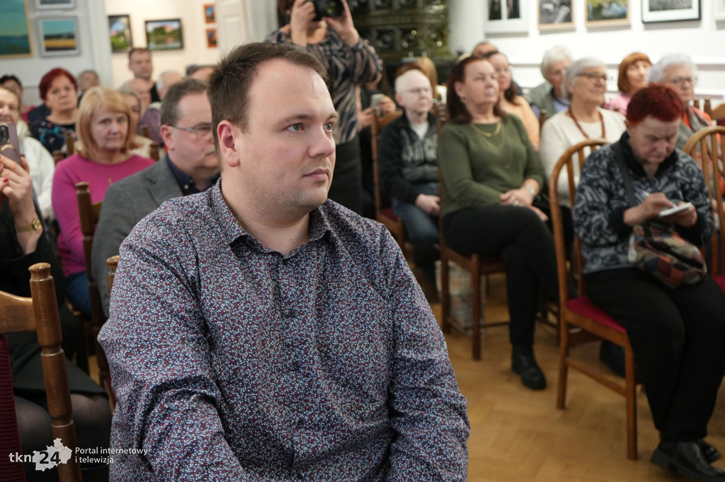PTTK Końskie zaprezentowało książkę Dwaj Juliusze