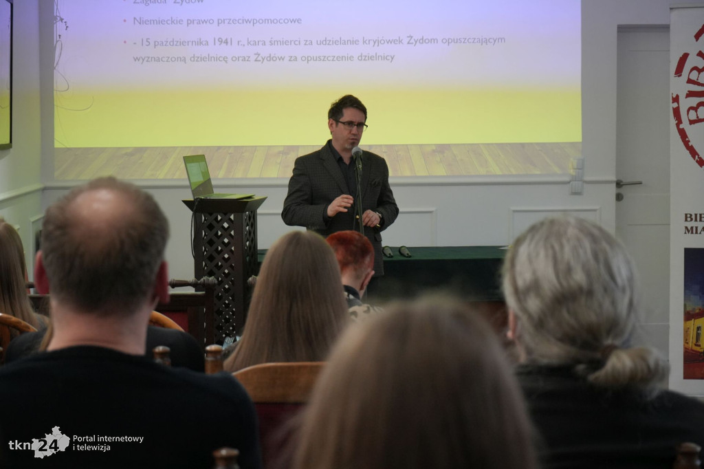 W koneckiej bibliotece o Polakach ratujących Żydów