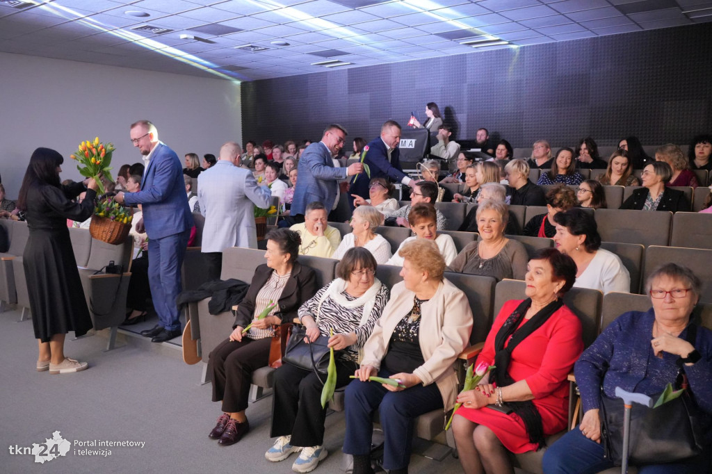 Dzień Kobiet w Radoszycach z koncertem i pomocą