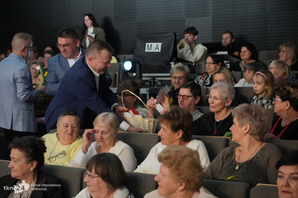 Dzień Kobiet w Radoszycach z koncertem i pomocą