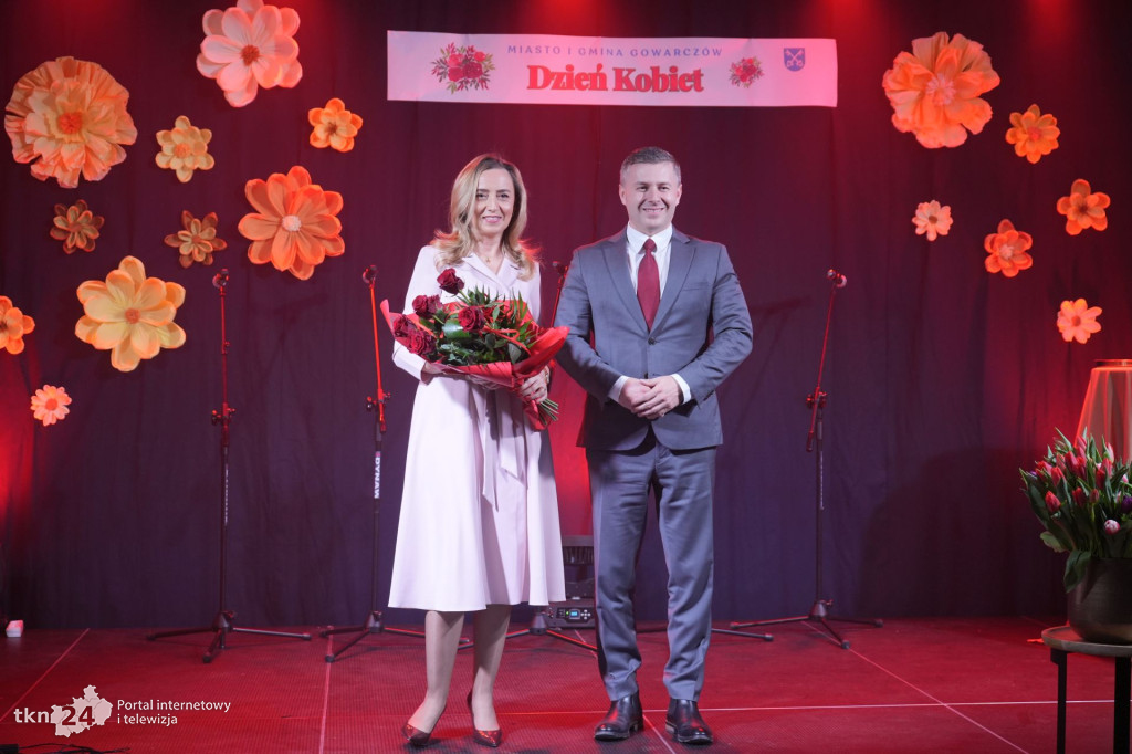 Dzień Kobiet w Gowarczowie z Aleksandrem Talkowskim