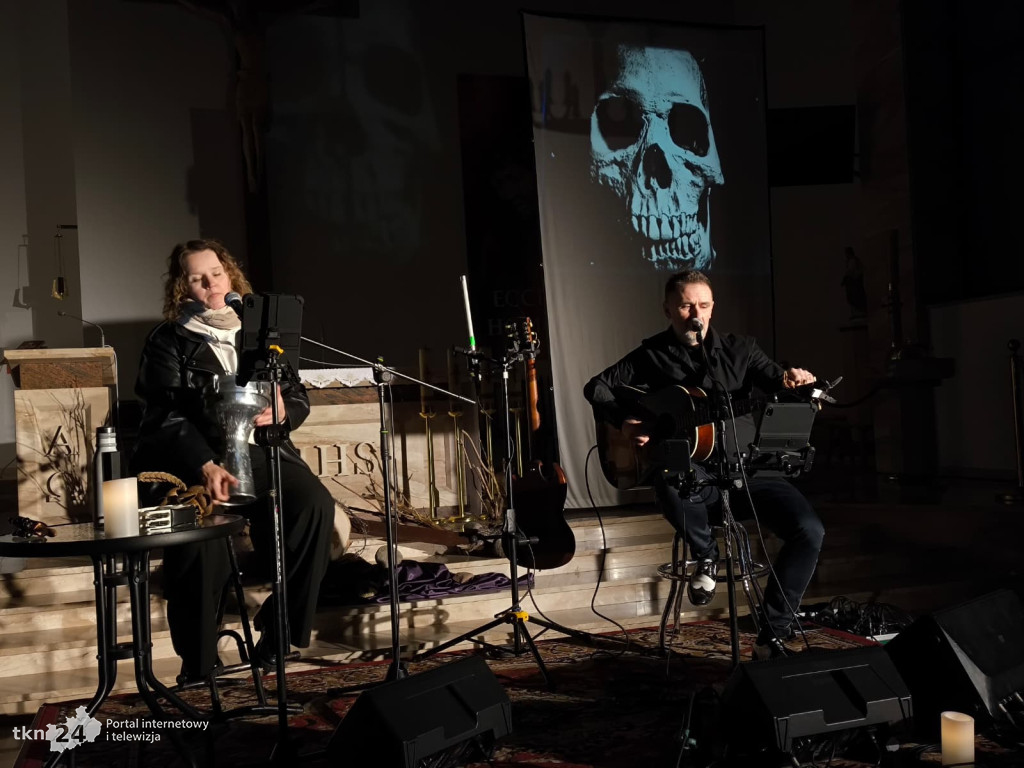 Koncert Oswajanie Śmierci w Końskich